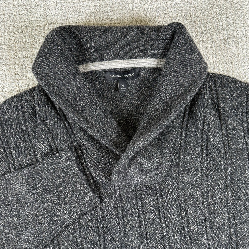 Banana Republic Men's XL Gray Shawl Collar Wool Knit Pullover Sweater